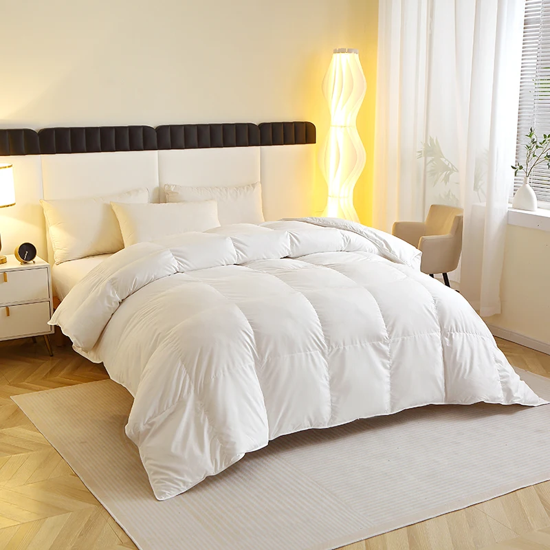 1-Piece-Washable-All-Season-Lightweight-Duck-Feather-Comforter-for-Home-Bedding
