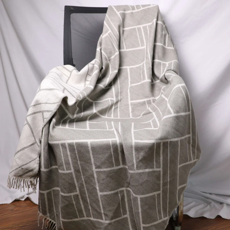 100-Acrylic-Knitted-Throw-Blanket-Comfortable-Plaid-Tassel-Modern-Style-Sofa-Throw-Warm-and-Stylish