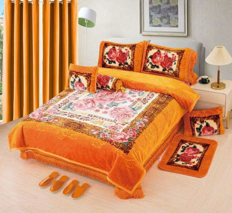 12pcs-Raschel-Blanket-Set-Velvet-Blanket-and-Curtains-Set-for-Winter-Printed-Super-Soft-Blanket-Set-with-Curtains