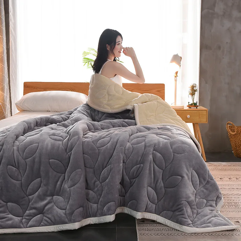 3-Layer-Custom-logo-Soft-Cozy-Thick-Other-Warm-Luxury-Fleece-Flannel-Polyester-Bed-Blankets-Throws-for-Winter-Sofa
