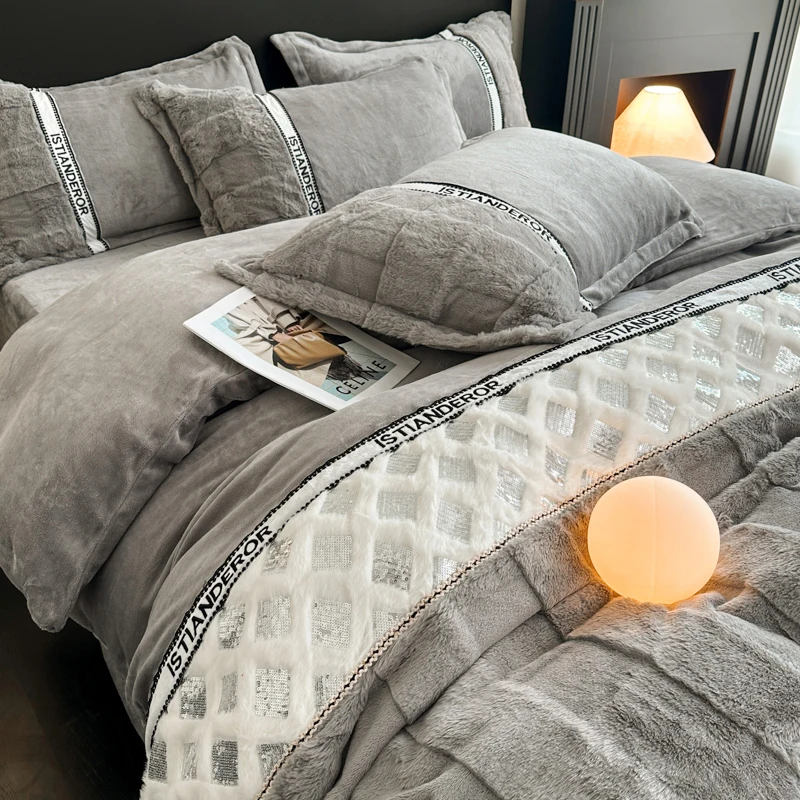 4pcs-Folded-Milk-Fleece-Pillowcase-Comforter-Cover-Set-Soft-Non-Protective-Bed-Mattress-Protector-200TC-Endless-Pattern