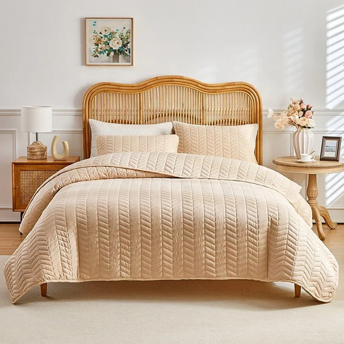 All-Season-Queen-Bed-White-Lightweight-Bedspread-Geometric-Floral-3-Pcs-Set-European-Modern-Quilt-Set