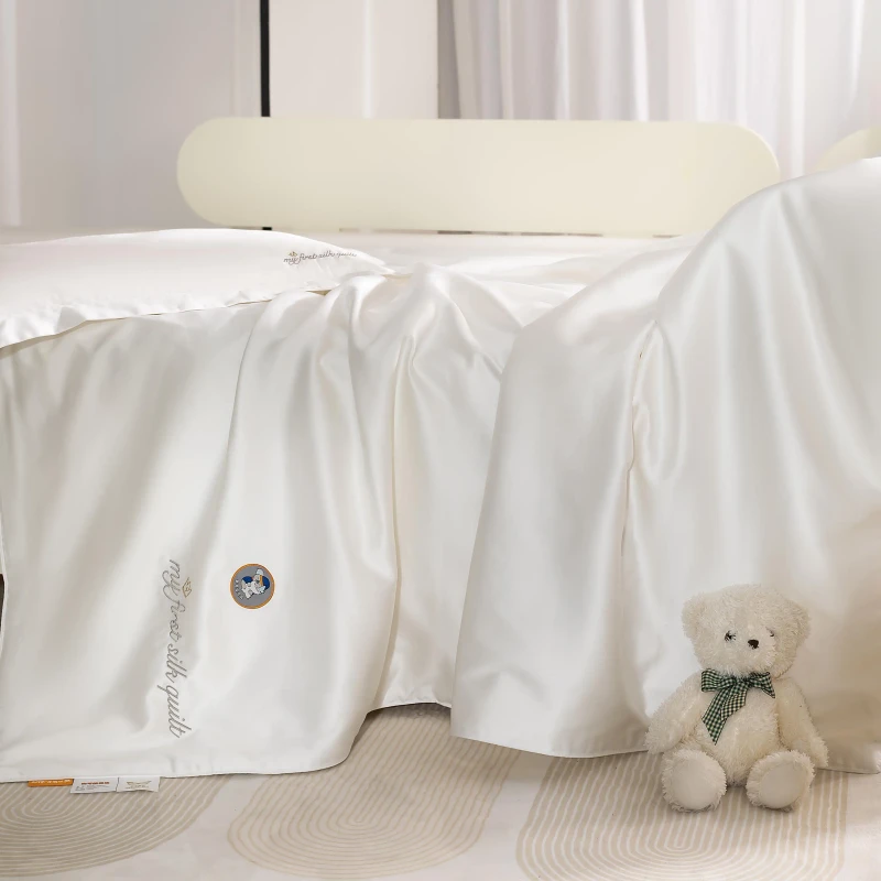 Antibacterial-Fiber-Allseason-Quilt-Comforter-Silk-Duvet-Covers-for-Kids-Beds-Washable-Silk-Mulberry-Silk-Quilt