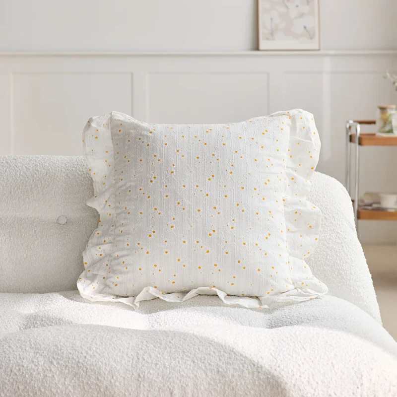 Aoyatex-French-style-Decorative-Throw-Pillow-with-Ruffled-Trim-Sofa-Decorative-Throw-Pillows