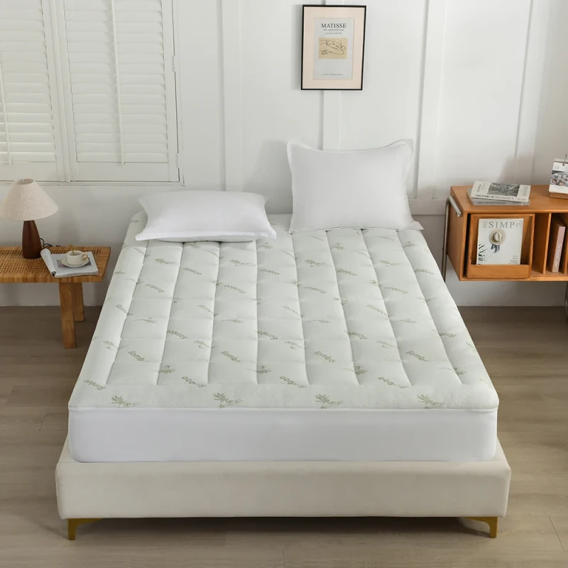 Bamboo-Fiber-Mattress-Topper-Quilted-Cooling-Bed-Pad-Washable-Breathable-Mattress-Protector-Folded-Folding-Mattress