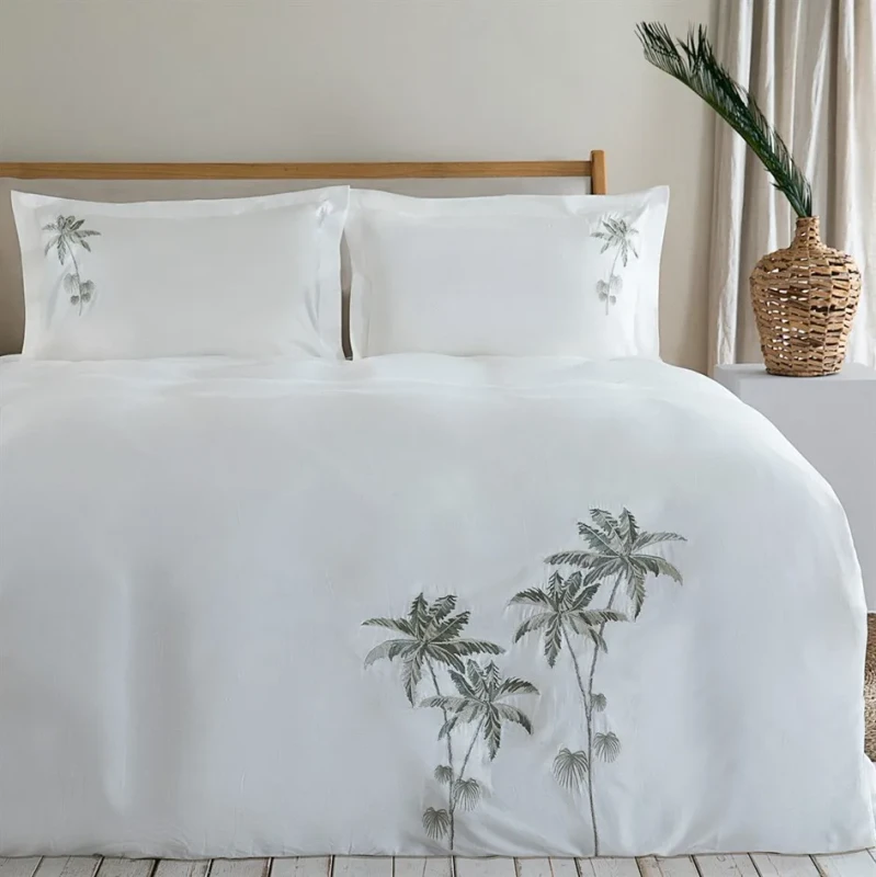 Best-Selling-Soild-Pattern-Embroidery-Bedding-Set-Comfortable-Air-permeable-Antibacterial-Duvet-Cover-Sets-for-Hotel