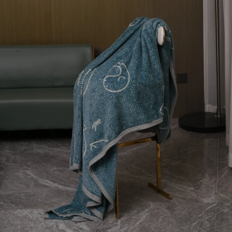 China-Manufacture-Thick-500g-100-Polyester-Soft-Printing-Flannel-Throw-Blankets-for-Home