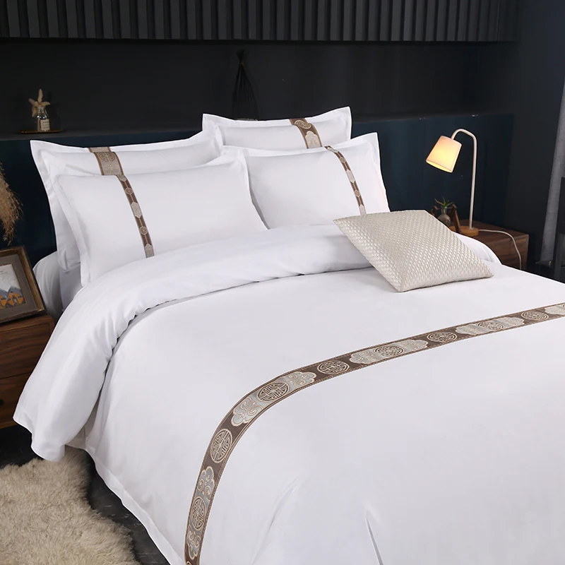China-Manufacturer-Custom-Color-Bed-Runners-Customized-Design-Luxury-Cushion