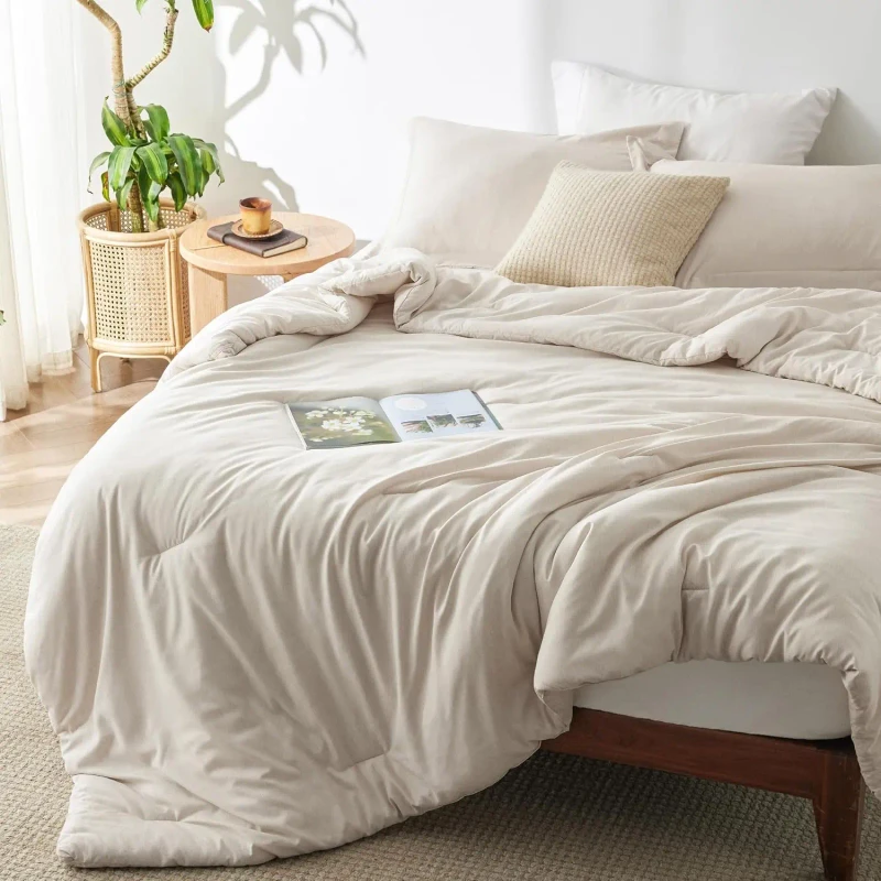 Comforter-Set-Soft-Bedding-for-All-Seasons-Three-Pieces-One-Queen-Size-Comforter-and-Two-Pillow-Shams