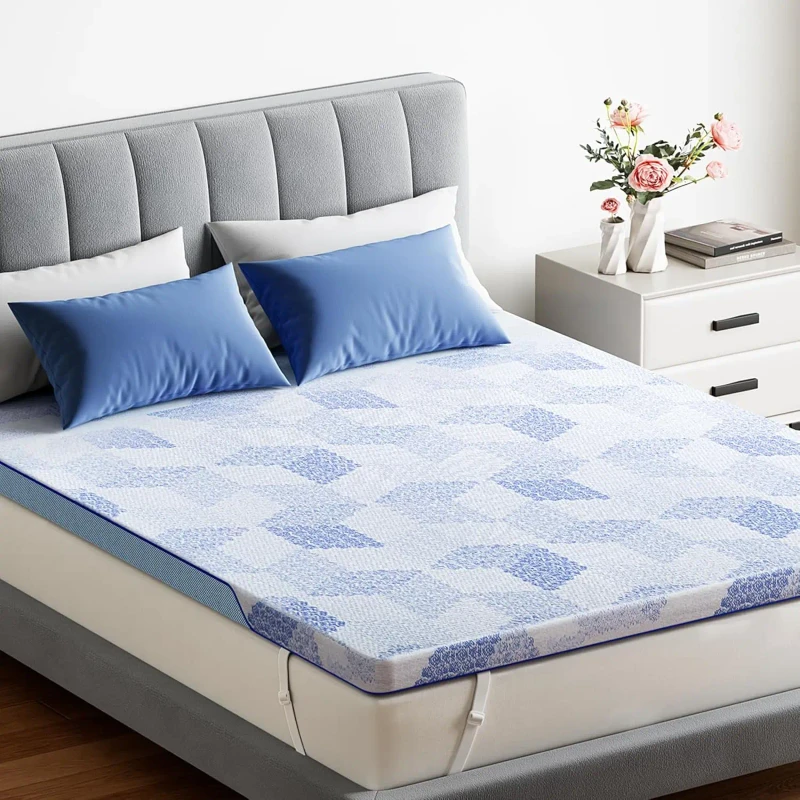 Cooling-Fabric-Mattress-Topper-Foldable-Bed-Pad-Breathable-Summer-Mat-Non-Slip-Washable-for-Queen-King-Size-Hotel-Home-Use