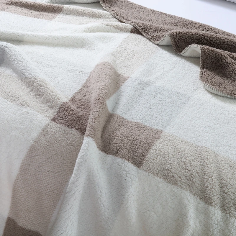 Custom-Logo-Fluffy-Warm-Super-Soft-Plaid-Flannel-Throw-Composite-Raschel-Blanket-for-Winter