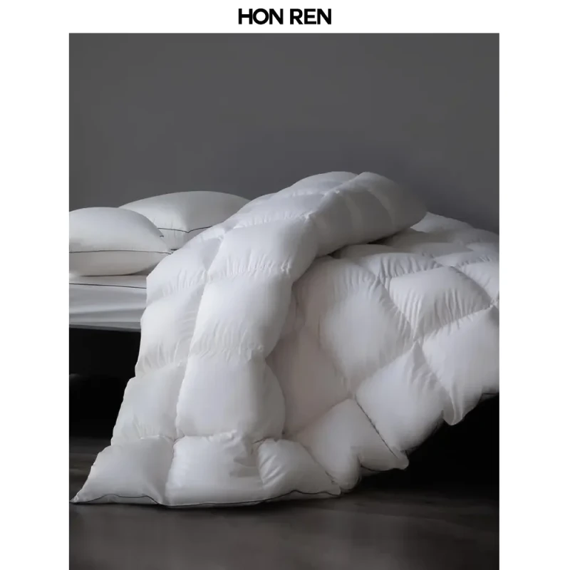 Custom-Luxury-White-Goose-Down-Comforter-Soft-and-Medium-Warmth-Hotel-Down-Duvet-Insert-Fluffy-Cozy-Goose-Down-Duvet-for-Home