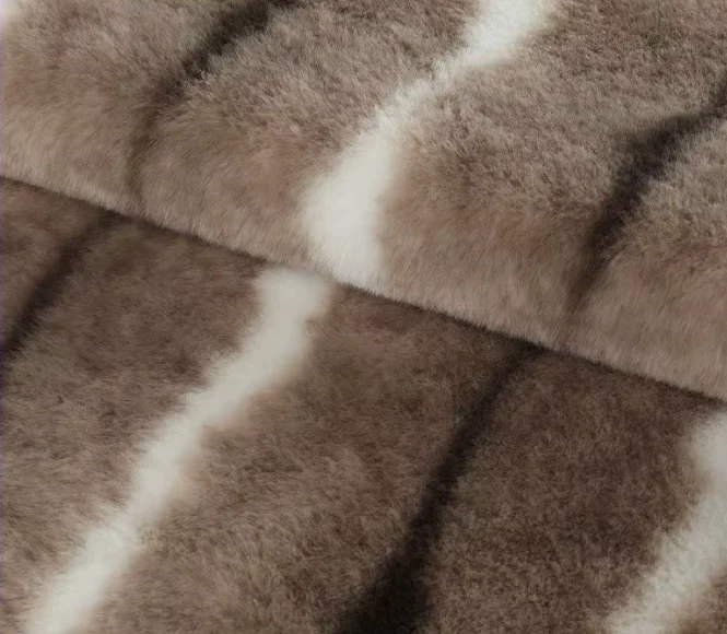 Custom-Printed-Super-Soft-100-Polyester-Plush-Fabric-Autumn-and-Winter-Coat-Bed-Cover-Blanket-Sofa-Pillow