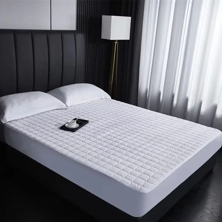 Custom-Quilted-TPU-Waterproof-Plain-Mattress-Protector-100-Polyester-Eco-Friendly-Bed-Mat-Machine-Washable-Folded