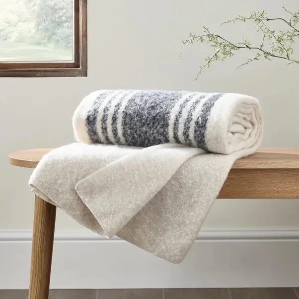 Custom-Throw-Blanket-Decorative-Woven-Throw-Blanket-for-Sofa-Blanketthrows
