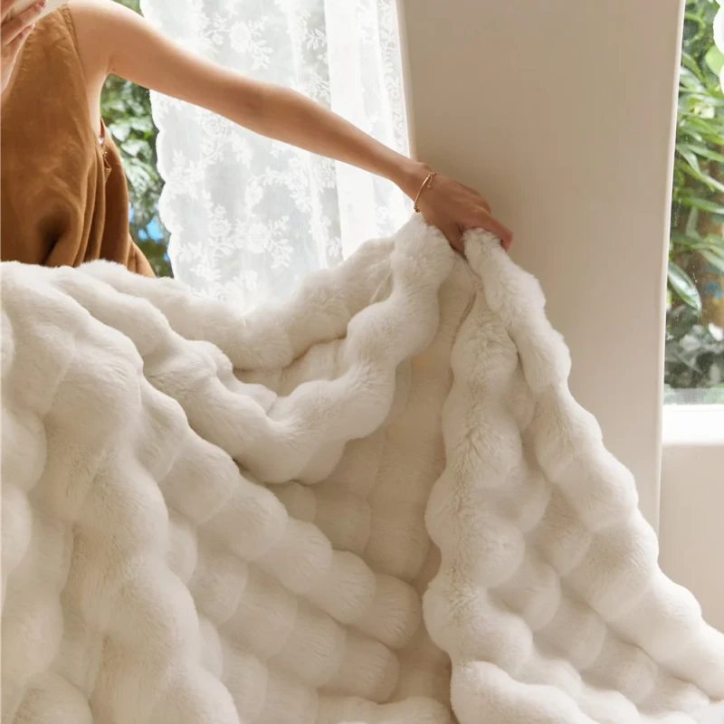 Custom-Warm-Soft-Double-Layer-Bed-Luxury-Plush-Rabbit-Faux-Fur-Breathable-All-Season-Blankets-Throws-for-Winter-Sofa