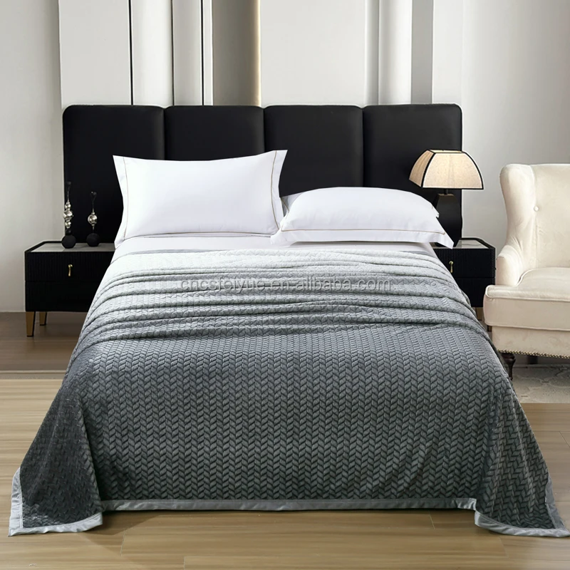 Customizable-100-Polyester-Flannel-Blanket-Soft-Warm-Winter-Throw-in-Modern-Style-Knitted-Raschel-Technique