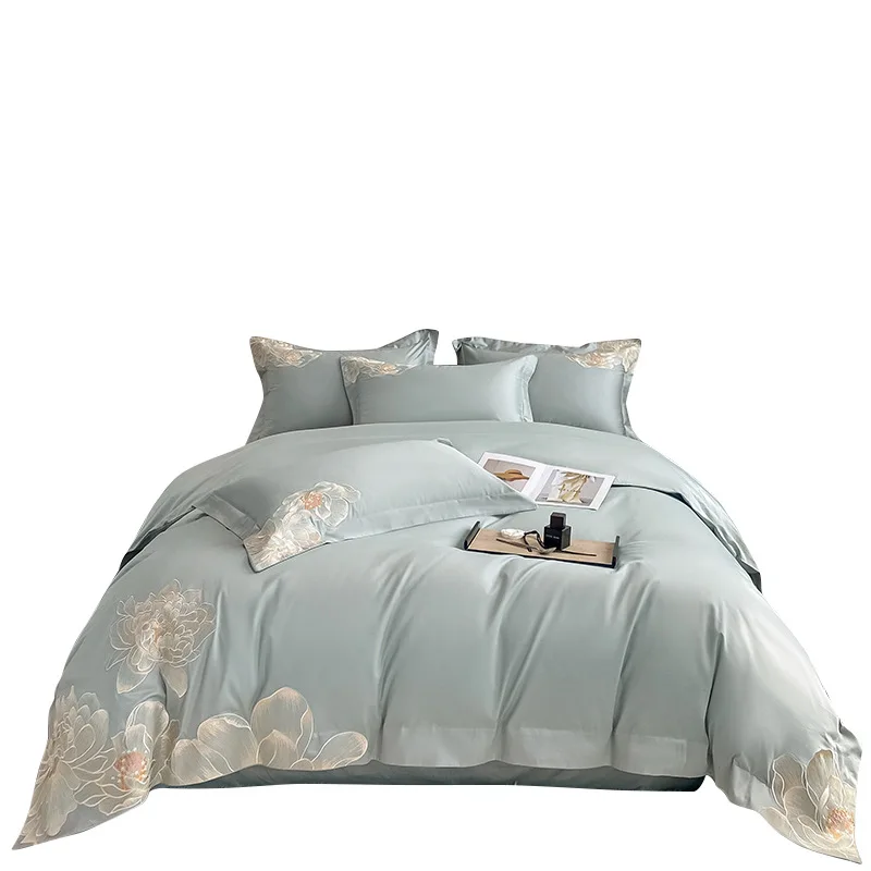 Customizable-Embroidered-Bedding-Set-with-Solid-Color-Quilt-Cover-and-Bed-Sheet