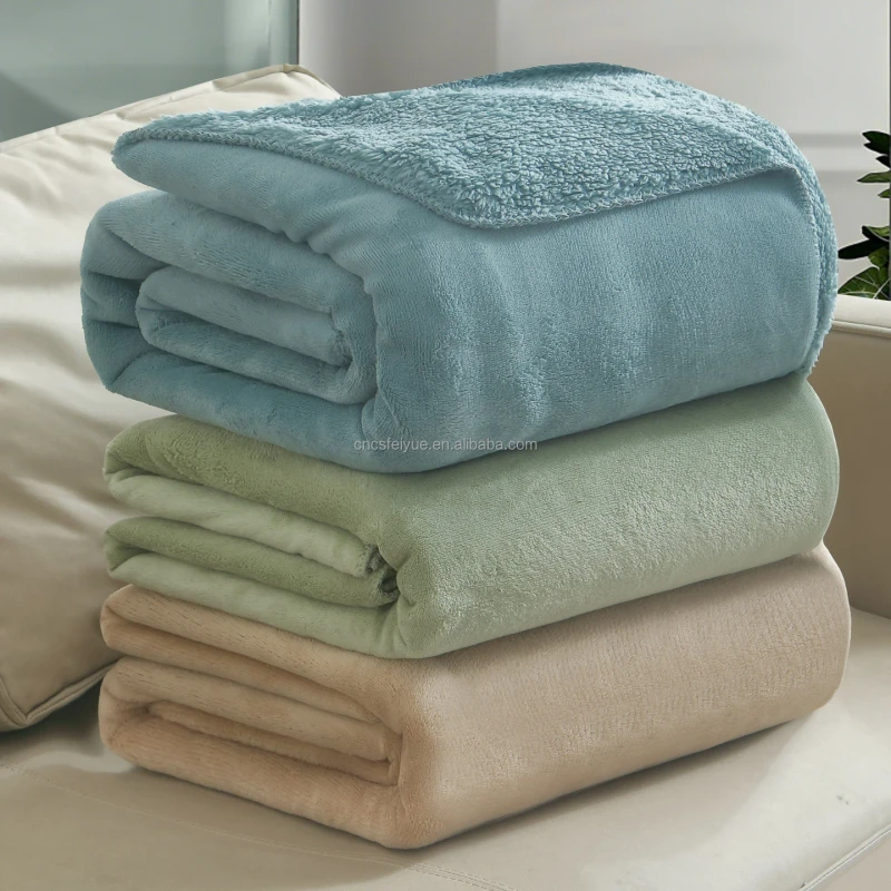 Customized-Warm-Flannel-Fleece-Recycled-Polyester-Throw-Blanket-Animal-Digital-Printing-Woven-Technique-Solid