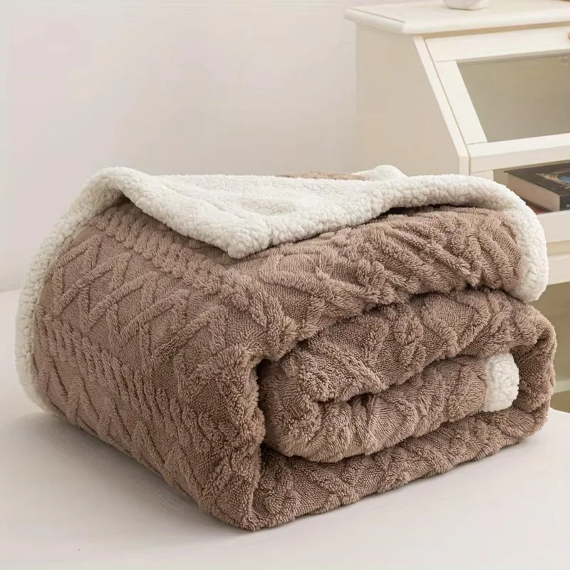 Double-Bed-Anti-Slip-Blanket-Crystal-Velvet-Winter-Warm-Bed-Sheet-Color-Double-Layer-Bed-Cover-Thickened-Plush-Blanket