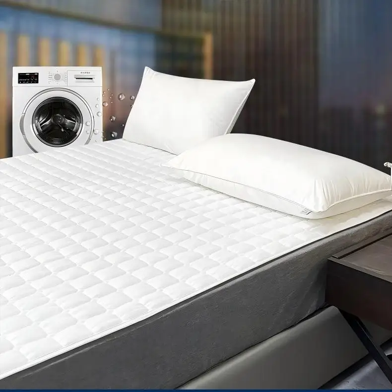Durable-Cotton-Polyester-Blend-Mattress-Topper-for-Hotel-Use-Modern-Design-Medium-Firmness-Roll-in-Box