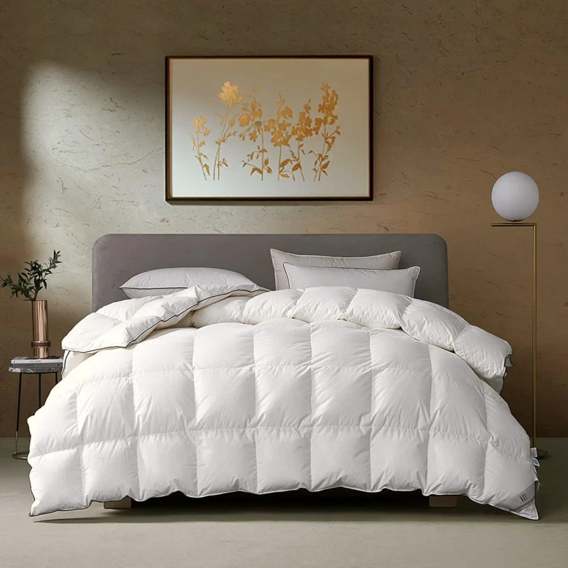 Duvet-Down-Feather-Warm-Comfortable-Durable-Custom-Premium-Hotel-Quilted-Bedding-Comforter