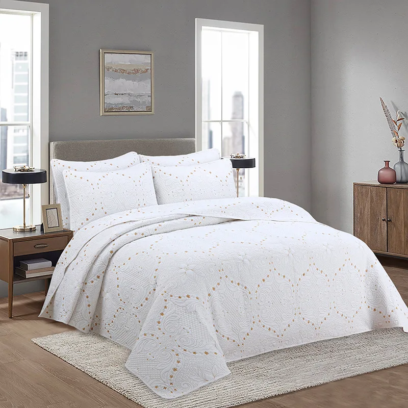 Embroidered-Cotton-Air-Conditioning-Quilt-Three-Piece-Retro-French-European-Quilted-Bed-Cover-Set
