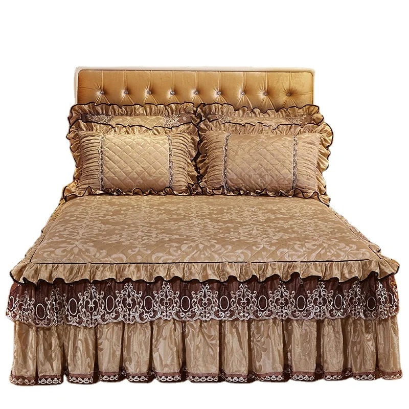 European-Style-Embroid-Flower-Plant-Sleep-Aid-Luxury-Lace-Velvet-Bed-Skirts-Set