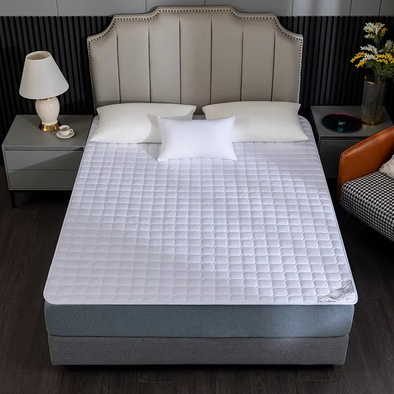 Factory-Direct-Plain-Foldable-Quilted-Bed-Mat-200TC-Waterproof-50-Polyester-50-Cotton-Custom-Size-Weight-All-Season-Machine