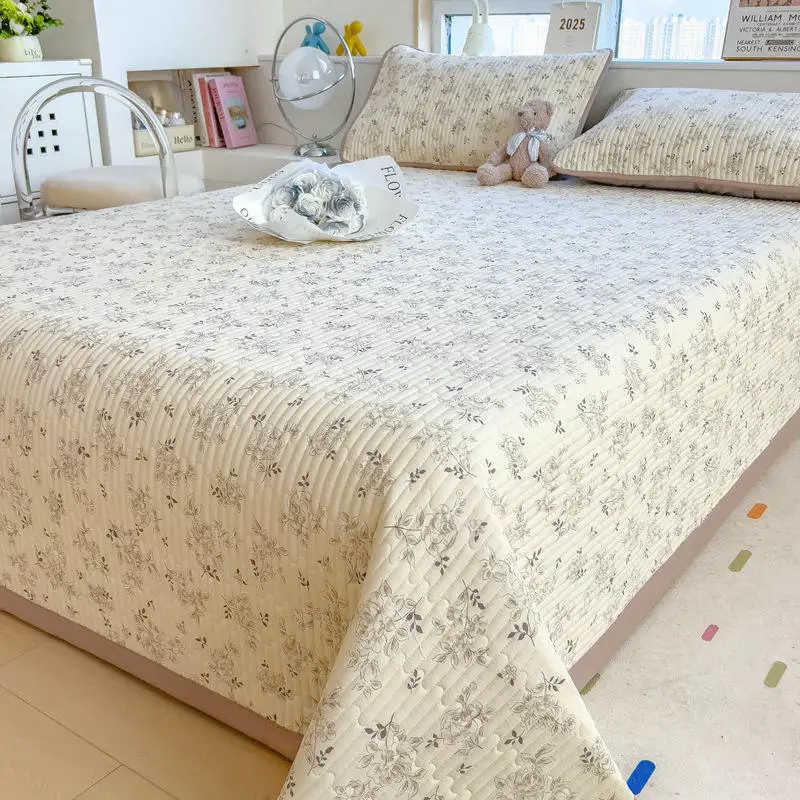 Factory-Supply-Quality-Attractive-Price-Sample-Available-Queen-Color-Comforter-Luxury-Home-Modern-Bedding-Set