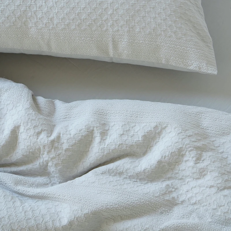 Fine-Quality-China-Supplier-Hotel-Use-Customized-100-Cotton-Woven-Comforter-Set-300tc-All-Season-European-American-Style