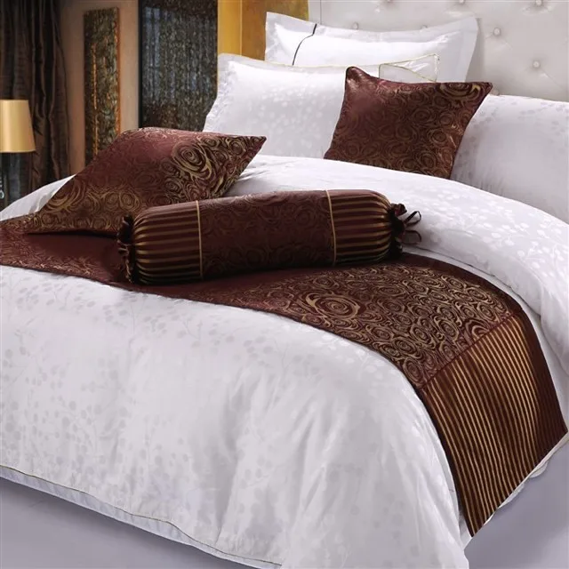 Good-Reputation-Simple-Style-Yarn-Bedding-with-Bed-Runner