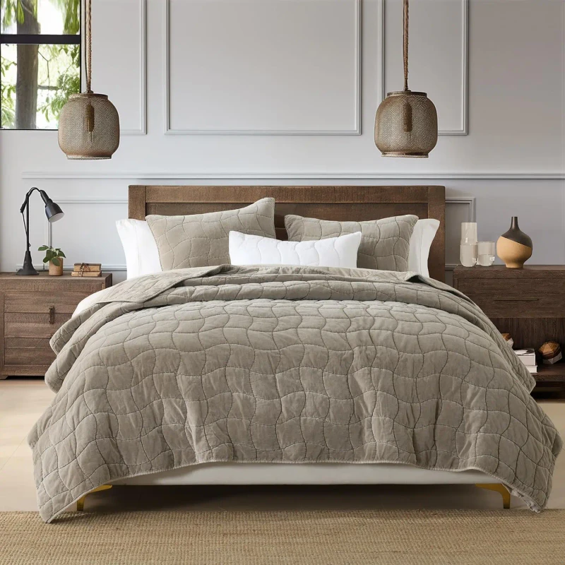 Grey-Customizable-Eco-Friendly-Modern-All-Season-Cotton-Quilted-Queen-Size-3-Piece-Full-Cotton-Bedspread-Set-with-2-Pillow-Shams