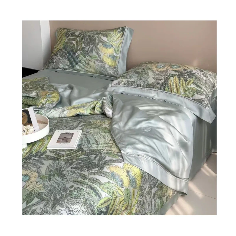 Grey-Luxury-Silk-Comforter-Sets-Summer-Cooling-Quilt-Washable-Air-Conditioner-Spring-and-Autumn-Tencel-Quilt-with-Flower-Leaf
