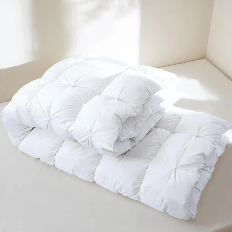 Handmade-Microfiber-Winter-Warm-Queen-Double-Size-Pinch-Pleat-100-Cotton-Quilt-with-Feather-and-Silk-Filling-for-Bed-Quilt