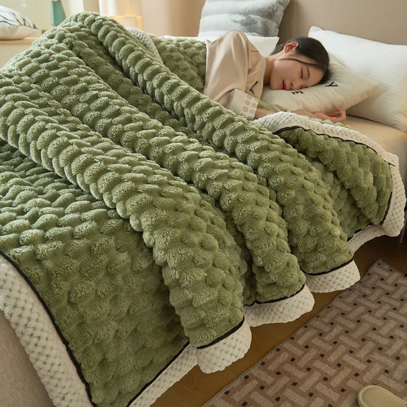 High-Weight-Polyester-Multifunctional-Double-Warm-Nap-Bed-Blanket-with-Solid-Pattern-Knitted-Technique-for-Winter-Use