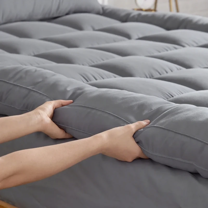 Hotel-Bed-Polyester-Mattress-Topper-Extra-Thickness-Warm-Comfortable-Mattress-Pad-Factory-Price
