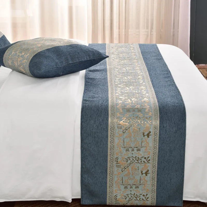 Hotel-Customized-Embroidery-Logo-Bed-Cover-Plain-Bed-Runner-Bed-Linen-for-Hotel-Textile