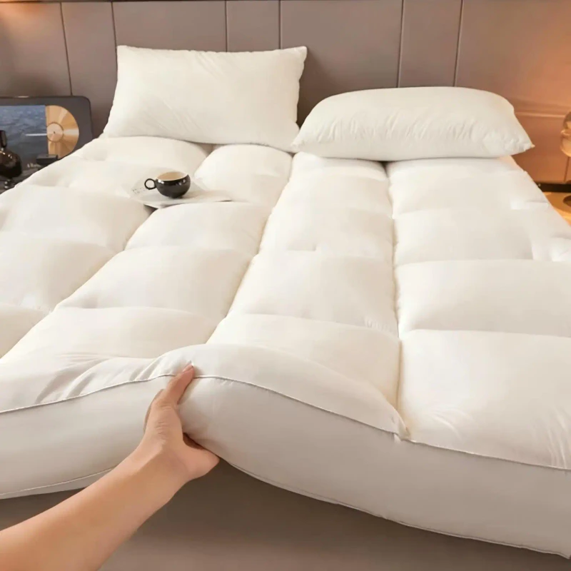 Hotel-Grade-Waterproof-Mattress-Protector-Hypoallergenic-Topper-2000-Gsm-Mattress-Topper-Mattress-Topper