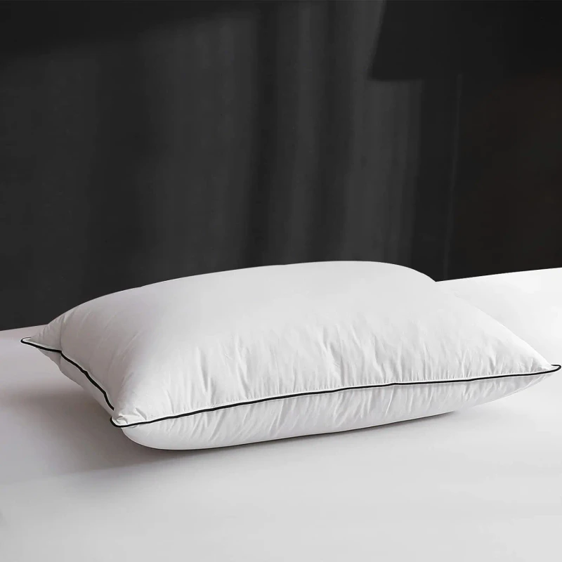 Hotel-Queen-Size-Bedding-Soft-Down-Pillow