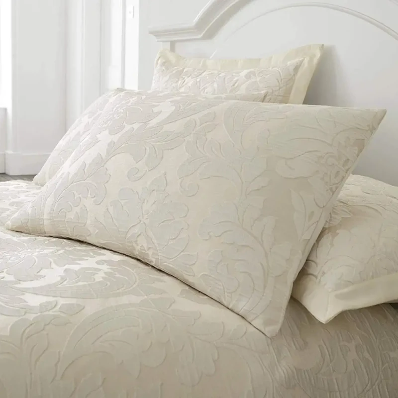 Jacquard-Floral-Damask-Flock-Ivory-Queen-Duvet-Cover-Bedding-Set