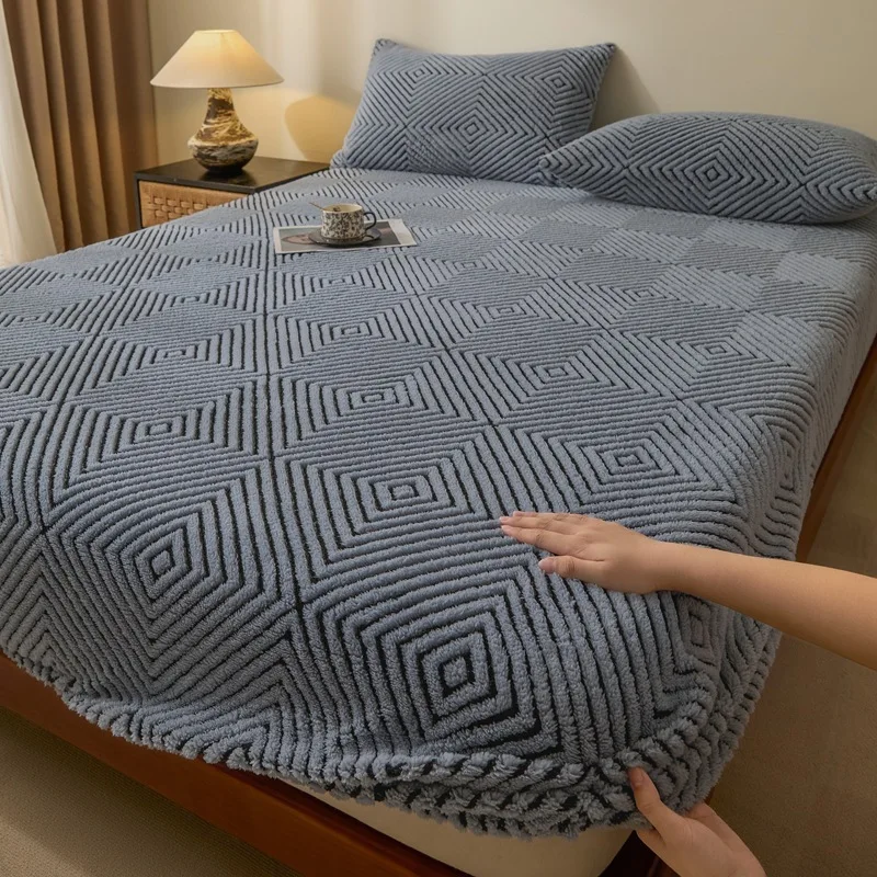 Jacquard-Printed-Milk-Velvet-Folding-Bed-Mat-Winter-Household-Coral-Mattress-Protective-Cover-Dormitory-Single-Fleece-200TC