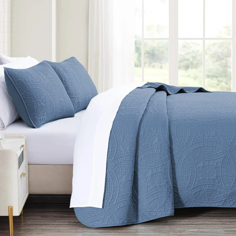King-Size-Quilt-Bed-Sheet-Set-Cotton-Cover-with-Hotel-Bedspread-and-Matching-Curtains-Made-in-China
