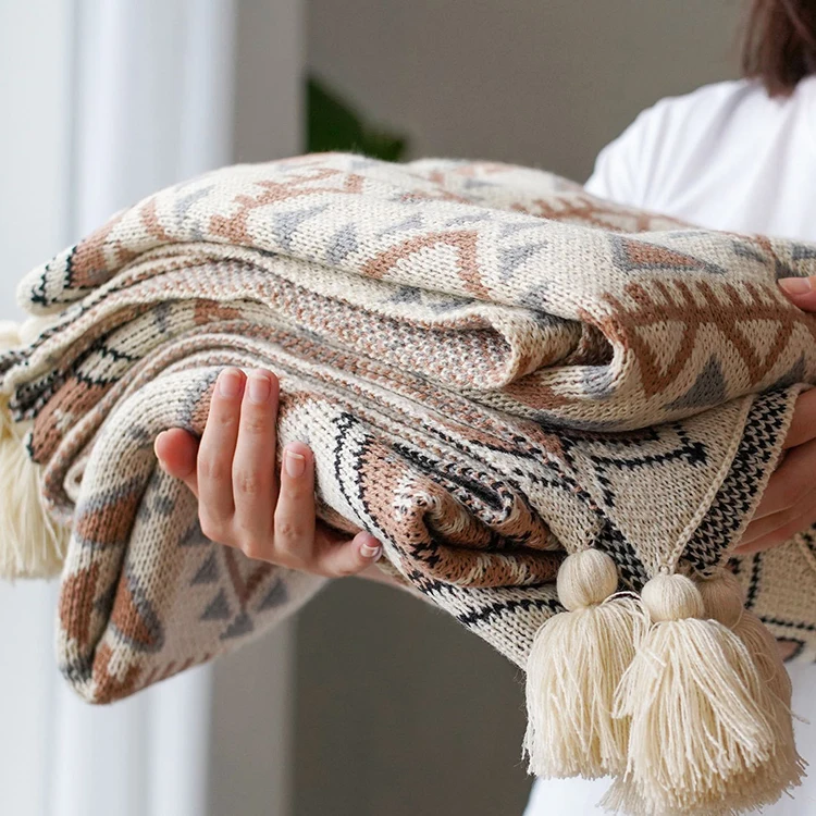 Knitted-Pom-Pom-Blanket-Super-Soft-Lightweight-Woven-Blanket-Throw-Chair-Sofa-Bed-Blankets-Throws