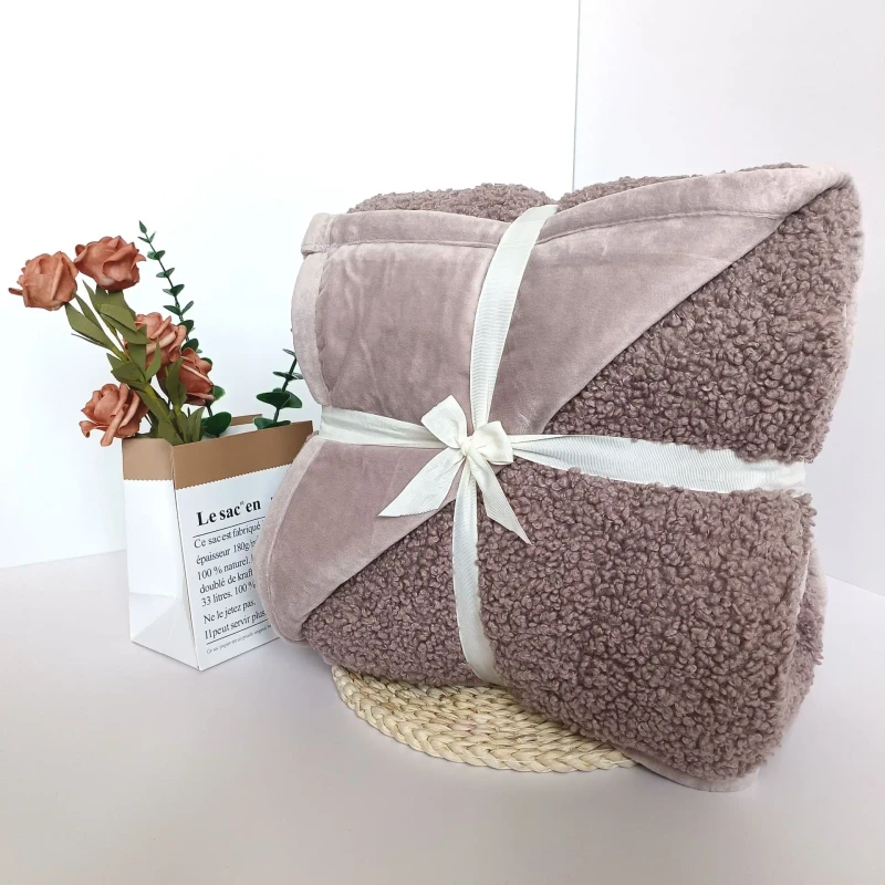 Korean-Style-Custom-Size-Knitted-Velvet-Flannel-Plush-Blanket-Teddy-Print-Soft-Warm-Bed-Blanket-for-Winter-Office-Use