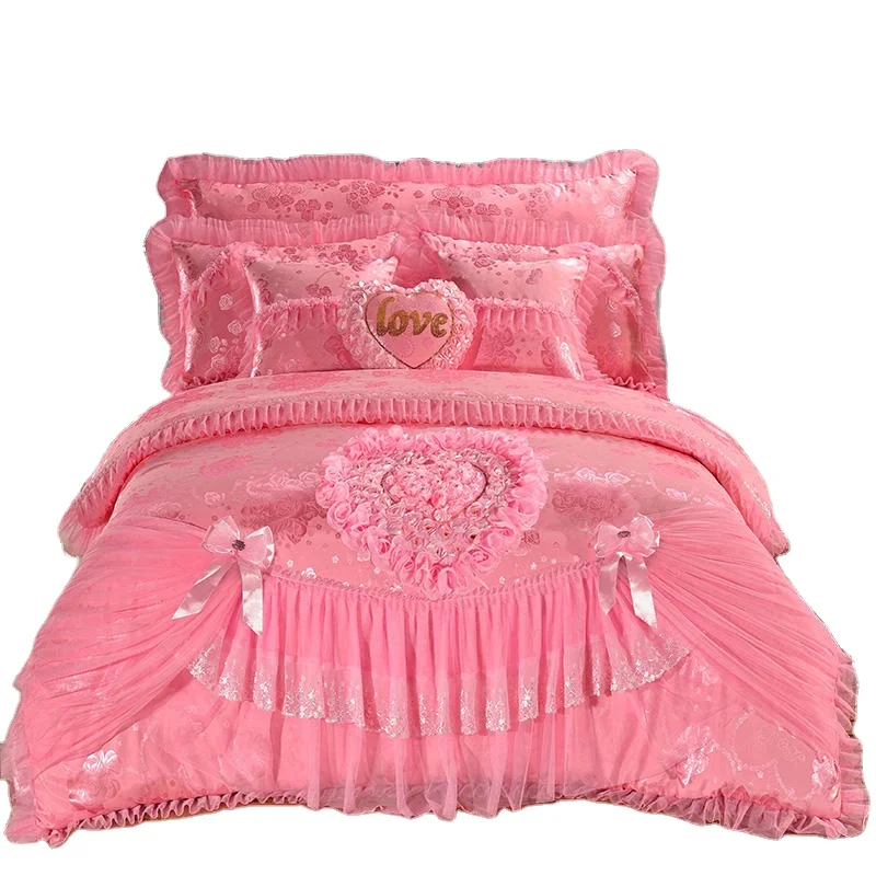 Korean-Style-Jacquard-Lace-Princess-Pink-Bridal-Bedding-Set-With-Heart-Pillows