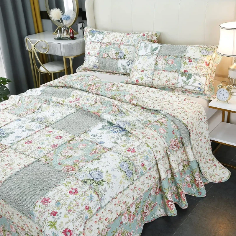 Lightweight-Patchwork-Quilt-Set-with-Country-Floral-Design-Cotton-Coverlet-and-Comforter