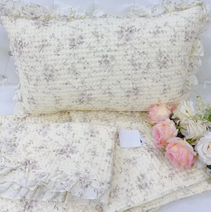 Luxury-100-Cotton-100TC-Customizable-Small-Floral-Honeycomb-Printed-Three-Piece-Bed-Blanket-Pillowcases-Set
