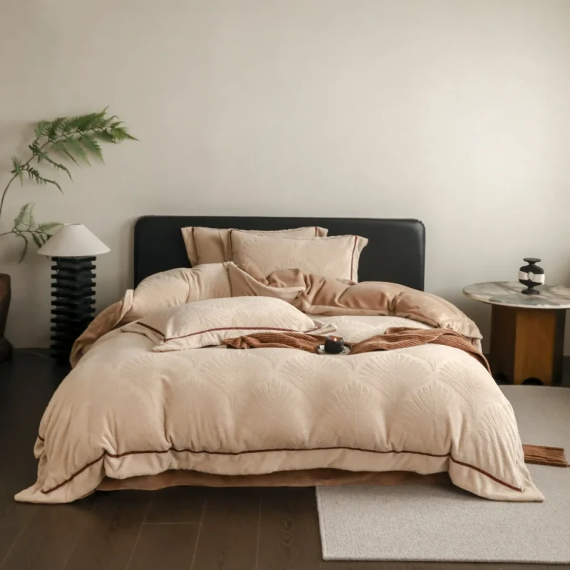 Luxury-Embossed-Milk-Velvet-Bedding-Set-4-Pieces-Jacquard-Flannel-Duvet-Cover-Set-Soft-Warm-Winter-Bedding-Set-with-White-Trim