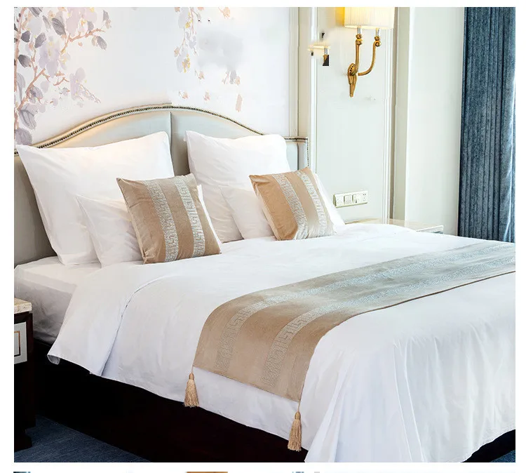 Luxury-Holland-Velvet-Throws-Scarves-Runner-Set-Design-for-Bed